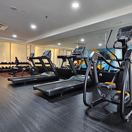 Days Hotel & Suites By Wyndham Kl - Chan Sow Lin Mrt Or Lrt Kuala Lumpur Exteriör bild
