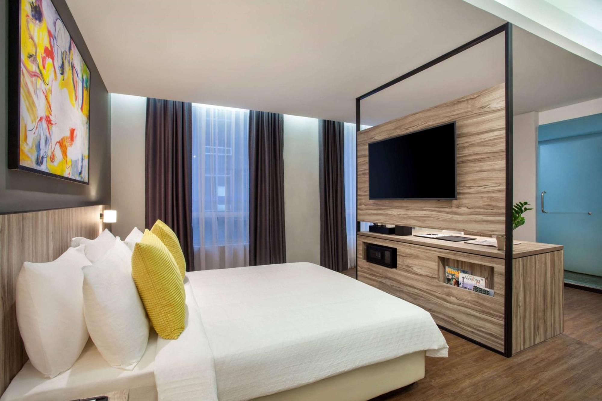 Days Hotel & Suites By Wyndham Kl - Chan Sow Lin Mrt Or Lrt Kuala Lumpur Exteriör bild